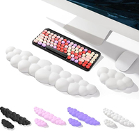 Support de poignet personnalisé en mousse à mémoire de forme à base de caoutchouc naturel, antidérapant, confortable au toucher, pour dessins animés et anime, en stock