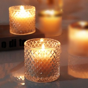 Campioni Gratuiti: Lussuosi <span class=keywords><strong>Portacandele</strong></span> <span class=keywords><strong>in</strong></span> <span class=keywords><strong>Vetro</strong></span> Trasparente Vuoti con Coperchio, Lanterne e Vasetti per Candele per l'Arredamento Domestico - Product Image 3