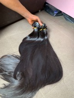 Lots de Cheveux Naturels Bruts Ondulés du Cambodge et du Vietnam, 100% Alignés dans le Sens de la Cuticule, Bouclés Indiens et Birmans, Tissages de Cheveux Humains en Gros
