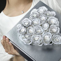 Nouvelle boîte à fleurs de savon JFD, grand cœur, roses rouges éternelles, cadeau réaliste, boîte carrée transparente de Noël, roses préservées