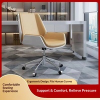 Chaise de bureau ergonomique pivotante avec base à 5 étoiles, accoudoirs fixes et dossier confortable pour les réunions d'affaires