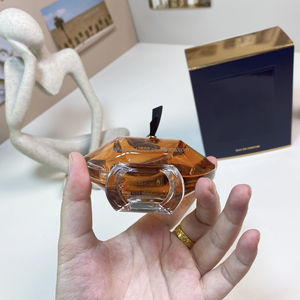 <span class=keywords><strong>Parfum</strong></span> Corporel de Marque Populaire en Gros, <span class=keywords><strong>Parfum</strong></span> Longue Durée, <span class=keywords><strong>Parfum</strong></span> Neutre, <span class=keywords><strong>Parfum</strong></span> Boisé Frais de Haute Qualité 1001 - Product Image 3