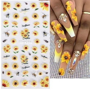 Qianya 5D en relieve amarillo brillante <span class=keywords><strong>girasol</strong></span> Nail Art Sticker 3D 5D plástico flor calcomanías para la decoración <span class=keywords><strong>de</strong></span> <span class=keywords><strong>uñas</strong></span> <span class=keywords><strong>de</strong></span> las niñas - Product Image 1