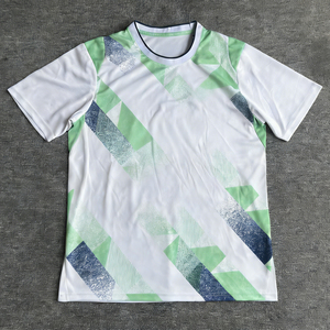 Ropa Deportiva de Fútbol para Verano, Diseño Personalizado 2026, Jersey de Visitante con Cuello Redondo, Secado Rápido, Manga Corta, Unisex para Adultos, Poliéster/Nailon - Product Image 2