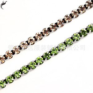 Adorno de diamantes de imitación de una sola fila, redondos de 5 mm, con 12 facetas y estilo pointback para ropa, zapatos, bolsos y accesorios. - Product Image 1