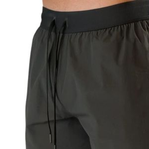 Shorts de sport gris foncé et noir pour hommes, séchage rapide, course à pied, fitness, entraînement, vêtements de sport avec poches latérales - Product Image 6