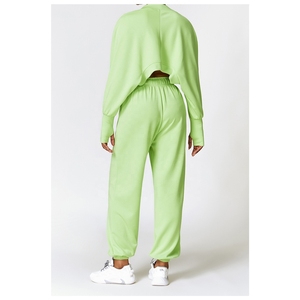 Collection d'hiver OEM ODM Survêtement ample pour femmes Fitness Yoga Gym Set pour femmes Sports Wear Jogger Clothing - Product Image 4