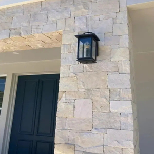 Revestimiento de Pared Moderno en Forma de Castillo de Piedra Arenisca Blanca con Superficie Dividida, Piedra Natural de Forma Libre para Uso en Exteriores, Aplicaciones en Villas - Product Image 1