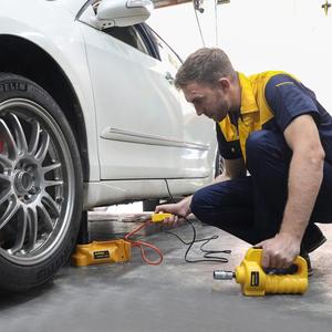 AUTOOL 6 טון 12v 13228LB חשמלי שקעי קל בטוח הידראולי אוטומטי הרמת מאיץ צמיג להחליף תיקון מהיר גבוהה מעלית שקע