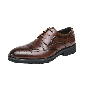 Chaussures Brogue Pointues en Cuir Véritable pour Hommes, Vente en Gros Usine, Respirantes, Confortables, Semelle Extérieure en Caoutchouc, Chaussures de Mode Hiver - Product Image 1