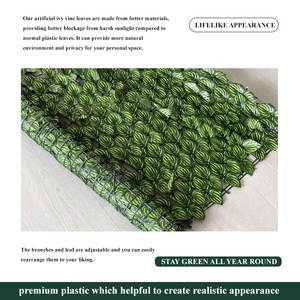 Panneau de clôture végétale artificielle mur végétal aspect naturel structure en plastique durable pour l'intimité extérieure - Product Image 3