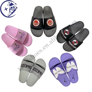 Claquettes de luxe de créateur pour homme, personnalisables avec logo OEM, sandales à fermeture éclair, grandes tailles pour <span class=keywords><strong>pieds</strong></span> <span class=keywords><strong>larges</strong></span>, marque de mode - Product Image 5