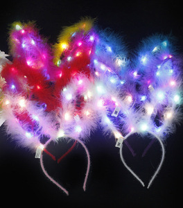 Serre-tête lumineux à oreilles <span class=keywords><strong>de</strong></span> lapin LED, idéal pour les fêtes et les cadeaux d'anniversaire - Vente flash - Product Image 1