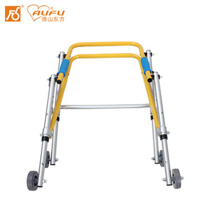 Marche-bébé AUFU FS9121L-B réglable en hauteur pour enfants de 0 à 14 ans avec roues - Product Image 2