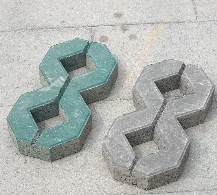 Eight-Character Concrete Bricks for Grass Planting