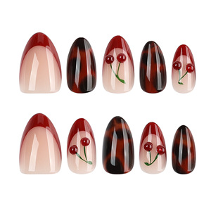 Faux ongles à presser motif écaille de tortue cerise, rouge bordeaux, décor cerise français peint à la main, forme amande, style vintage chic et audacieux - Product Image 3