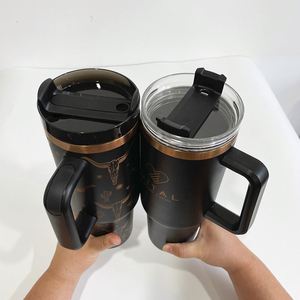 Gobelet isotherme sans BPA, noir, revêtement en poudre, plaqué cuivre, 40 oz, double paroi H2.0 avec couvercle et paille - Product Image 3