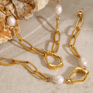 Collar de Perlas de Acero Inoxidable con Colgante de Corazón, Juego de Joyería con Cadena Dorada, Accesorio de Moda para Regalo - Product Image 4
