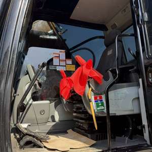 Excavatrice sur chenilles Caterpillar CAT320B de 20 tonnes d'occasion avec composant moteur principal, modèle 2024, origine Japon, garantie 1 an - Product Image 6