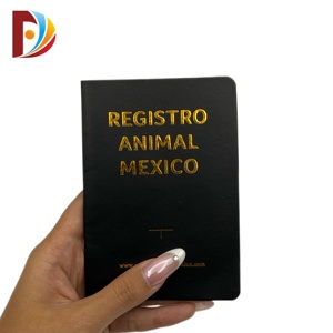 Impression de livrets bon marché personnalisés, reliés par piqûre à cheval, gaufrés, papier offset, carton, certificat de <span class=keywords><strong>santé</strong></span> pour animaux de compagnie, chien, chat, voyage - Product Image 2