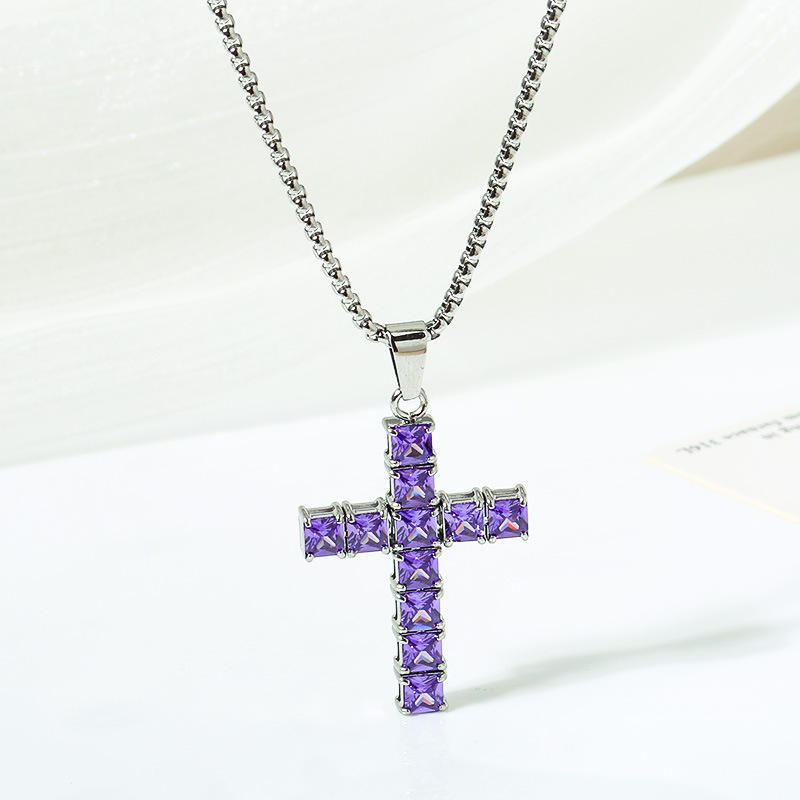 N0172-7 4*4mm quadrato viola CZ