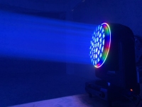 Neu ankommen 37*40W LED Big Bee Eye K20 Moving Head Light Zoom Wash mit Streifen Voll farbe RGBW Bühnen lichter Hochzeits show Bar