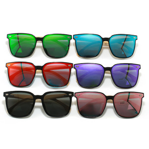 Lunettes de soleil carrées pour femmes, monture noire, verres rouges, protection UV400 polarisée, TR90 TAC, protection solaire, mode, extérieur, conduite, cyclisme - Product Image 2