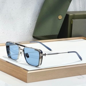 AKO Hera AKS-203 58-16-147 Occhiali da Sole <span class=keywords><strong>di</strong></span> Alta Qualità per Uomo e Donna, Design Classico Punk <span class=keywords><strong>di</strong></span> Lusso in Titanio UV400 con Scatola - Product Image 4