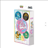 Ensemble de badges TCG Eeveelutions en chinois simplifié, 5 badges métalliques sur le thème des Eeveelutions, 1 booster pack Terastal Gathering