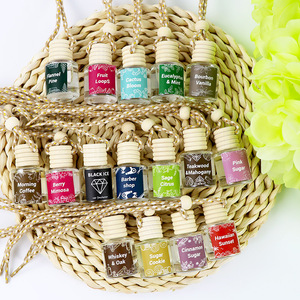 Aromatizante para Auto en Oferta, Multi-Aroma, Botella de Vidrio y Madera, Colgante Decorativo con Aceites Esenciales - Product Image 3