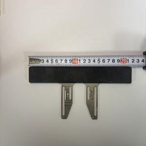 Soporte en Forma de T de Acero Inoxidable Mecanizado por CNC <span class=keywords><strong>con</strong></span> Almohadilla Antivibración de Goma Adhesiva para Aplicaciones de Brochado <span class=keywords><strong>y</strong></span> Perforación - Product Image 1