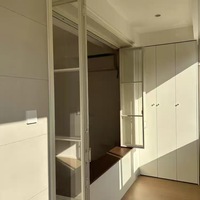 Fenêtre accordéon en aluminium sur mesure, à double battant, avec isolation phonique, pour les constructions multifamiliales et hôtelières