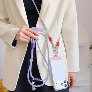 เคสโทรศัพท์มือถือแบบสายคล้องมุกหลากสีสันน่ารัก พร้อมดีไซน์หัวเข็มขัดรูปหัวใจ สายคล้องคอแบบสร้อยมุกเก๋ไก๋สำหรับผู้หญิง - Product Image 4