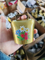 Sport personalizzati in ottone alpino svizzero di natale cavalli di cervo campanelli di mucca in metallo antico campanaccio souvenir campana di mucca svizzera portachiavi