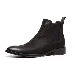Botas Chelsea de Cuero para Hombre, Estilo Inglés, con Grabado, de Piel Vacuna, para Vestimenta Formal de Negocios - Product Image 1
