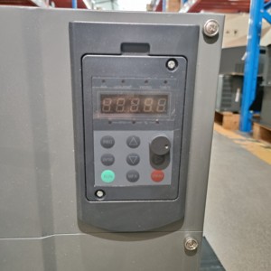 HL7000 55KW 75HP ไดรฟ์ VFD กำลังสูง 380V ตัวแปลงความถี่ควบคุมมอเตอร์ สำหรับอุปกรณ์อุตสาหกรรมและมอเตอร์ AC - Product Image 6