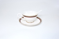 Ensemble de tasses et soucoupes en porcelaine fine de style américain, élégant, avec bordure dorée et rouge, durable, portable, vaisselle de table haut de gamme pour hôtel, OEM