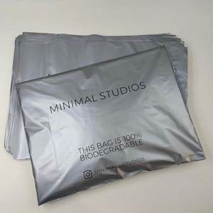 Sac d'expédition gris argenté imprimé personnalisé, pochette d'expédition express en polyéthylène, sac de courrier en plastique résistant à l'humidité - Product Image 3