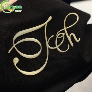 Patch thermocollant 3D en relief sans décollement, étiquette de vêtement gaufrée, or métallique, personnalisé, à repasser pour vêtements - Product Image 2