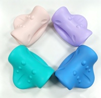 Appareil de traction cervicale portable, étireur de cou et d'épaules, correcteur de posture, coussin de massage de la colonne vertébrale pour soulager la douleur