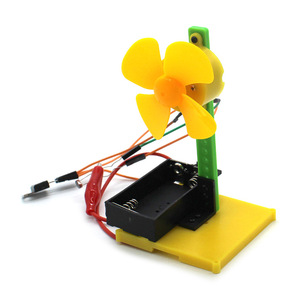 Kit de ensamblaje DIY de ventilador con control de luz para la serie de educación científica, para aprendizaje STEM y como ayuda didáctica en el aula. - Product Image 2
