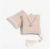 Boîte à bijoux rectangulaire de luxe en velours de haute qualité, résistante aux rayures, avec pompon, emballage cadeau en tissu doux, boîte à bijoux de mariage pour mariée