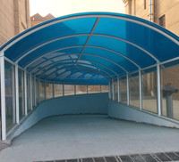 Panneaux plats en PRV (Plastique Renforcé de Fibres de Verre) pour toitures d'entrées de garages souterrains et de parkings souterrains