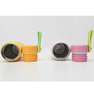 Bouteille isotherme double paroi en acier inoxydable personnalisée pour le camping en plein air, avec poignée et poche, pour enfants - Product Image 4