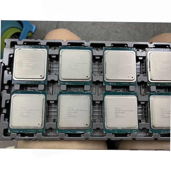 Intel Xeon E5-4650V2 SR1AG 2.40