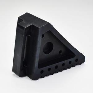 ट्रकों के लिए उच्च गुणवत्ता वाले रबर व्हील डॉक प्लास्टिक व्हील स्टॉपर वेज पार्किंग व्हील ब्लॉक - Product Image 1