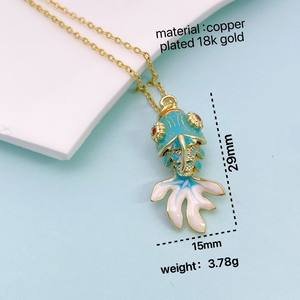 Pendentif <span class=keywords><strong>poisson</strong></span> <span class=keywords><strong>rouge</strong></span> coloré bricolage océan dessin animé gouttelettes 18K or <span class=keywords><strong>poisson</strong></span> pendentif collier en gros - Product Image 4