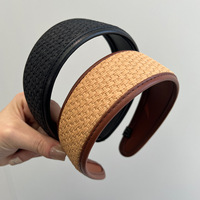 2025 nouveau bandeau en cuir Pu Ins Style bandeau de mode tissé rétro, accessoire de cheveux à bord large