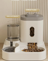 Fabricant chinois, vente en gros, distributeur d'eau à gravité grande capacité, 2-en-1, mangeoire et abreuvoir manuels, portable, en plastique