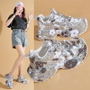 Zapatillas de deporte brillantes con diamantes de imitación para papá, calzado ostentoso reflectante, zapatos de fiesta de noche para mujer, zapatillas de suela gruesa de tamaño personalizado para mujer - Product Image 5